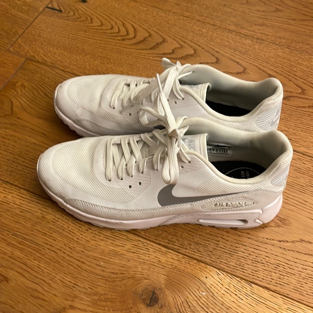 Nike Airmax Women’s Sneakers